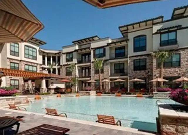 Property at 1802 N Field St Unit A2-13, Dallas, TX, 75202, 1 bed, 1 bath, [object Object]