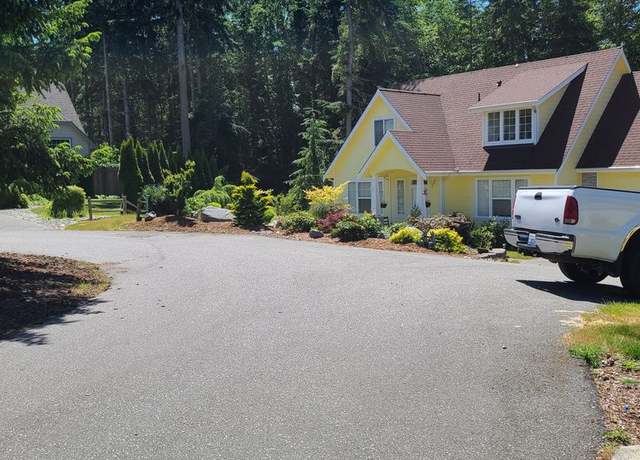 Photo of 2056 Doe Dr, Oak Harbor, WA 98277