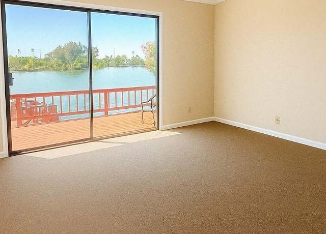 Photo of 1042 Willow Lake Rd, Discovery Bay, CA 94505