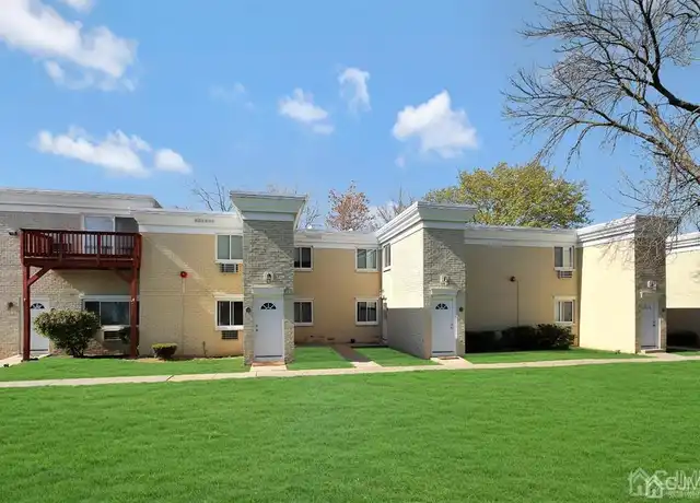 Property at 11 Lake Ave Unit 2B, East Brunswick, NJ, 08816, 1 bed, 1 bath, [object Object]