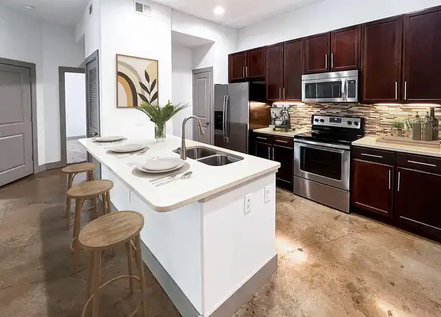 Property at Ashton on West Dallas - 1616 W Dallas St, Houston, TX, 77019, 1 bed, 1 bath, [object Object]