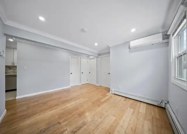 Property at 21840 138th Rd, Springfield Gardens, NY, 11413, 2 beds, 1 bath, [object Object]