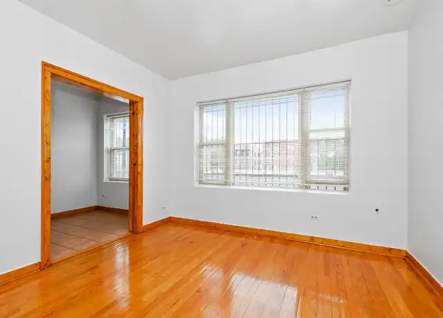 Property at 3014 W 63rd St Unit 3014 204, Chicago, IL, 60629, 0 beds, 1 bath, [object Object]