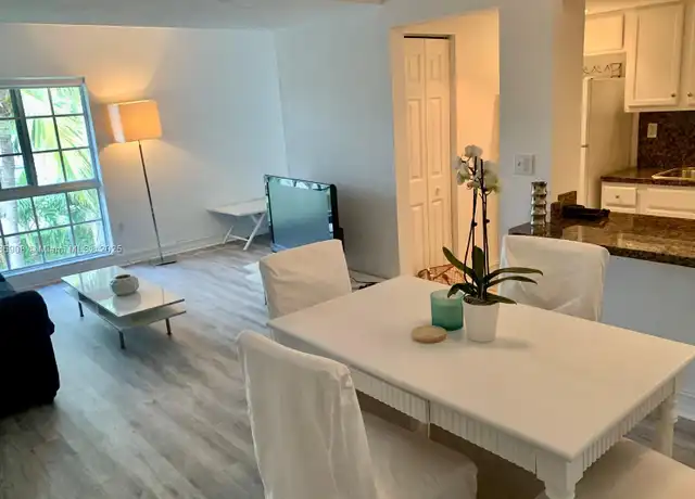 Property at 290 Sunrise Dr #304, Key Biscayne, FL, 33149, 2 beds, 1 bath, [object Object]