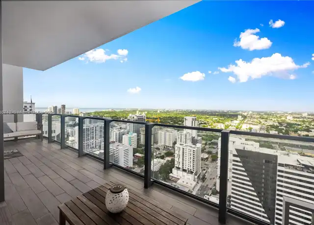 Property at 88 SW 7th St #3004, Miami, FL, 33130, 2 beds, 2 baths, [object Object]