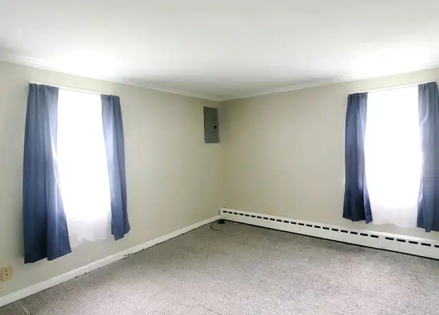 Property at 263 W 13th St Unit Upper, Elmira Heights, NY, 14903, 2 beds, 1 bath, [object Object]