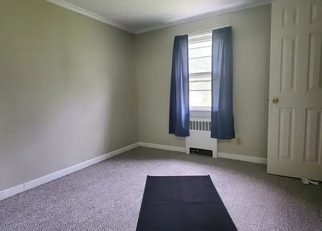 Property at 263 W 13th St Unit Upper, Elmira Heights, NY, 14903, 2 beds, 1 bath, [object Object]