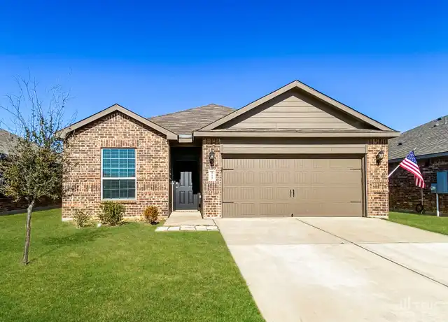 Property at 215 Kennedy Dr, Venus, TX, 76084, 3 beds, 2 baths, [object Object]