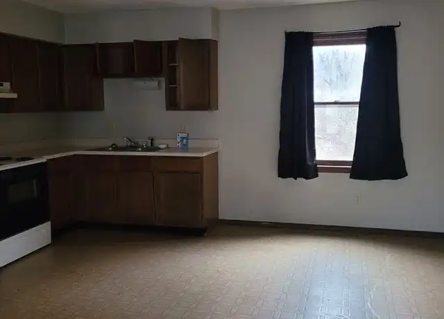 Property at 2107 W Historic 66 Unit 2107 Historic 66 7, Waynesville, MO, 65583, 2 beds, 1 bath, [object Object]