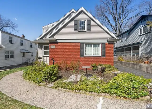 Property at 238 Springfield Ave Unit 2, Rutherford, NJ, 07070, 2 beds, 1 bath, [object Object]