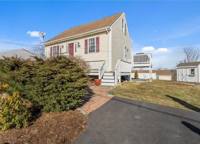 Property at 2 Beatrice Ln, Bristol, RI, 02809, 2 beds, 1 bath, [object Object]