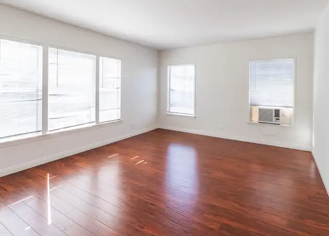 Property at 2771 San Marino St Unit 7, Los Angeles, CA, 90006, 1 bed, 1 bath, [object Object]