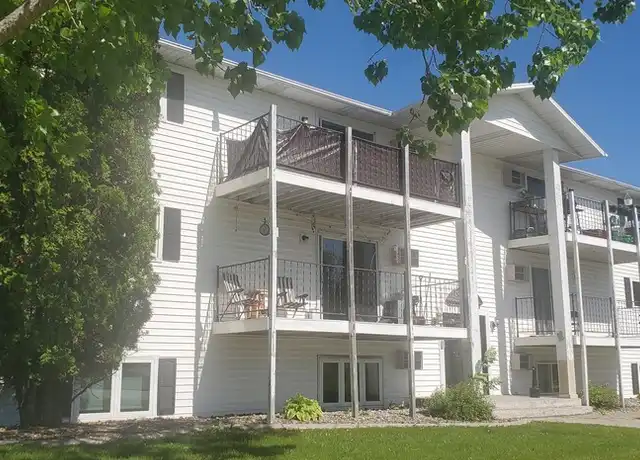 Property at 2918 S 17th St Unit 304, Grand Forks, ND, 58201, 2 beds, 1 bath, [object Object]