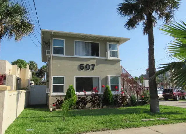 Property at 607 Jessamine Blvd Unit 5, Daytona Beach, FL, 32118, 1 bed, 1 bath, [object Object]