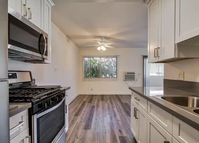 Property at Lanark Park Apartments - 21725 Lanark St, Canoga Park, CA, 91304, 1 bed, 1 bath, [object Object]