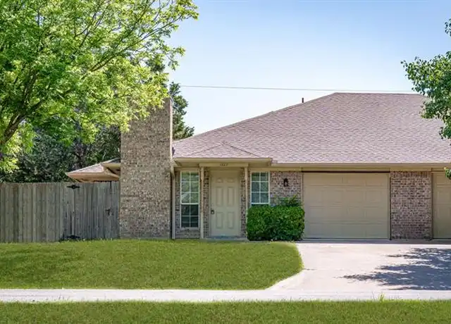 Property at 1807 Park Pl, Sherman, TX, 75092, 3 beds, 2 baths, [object Object]
