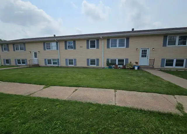 Property at 763 W 61st St Apt 1, Davenport, IA, 52806, 2 beds, 1 bath, [object Object]