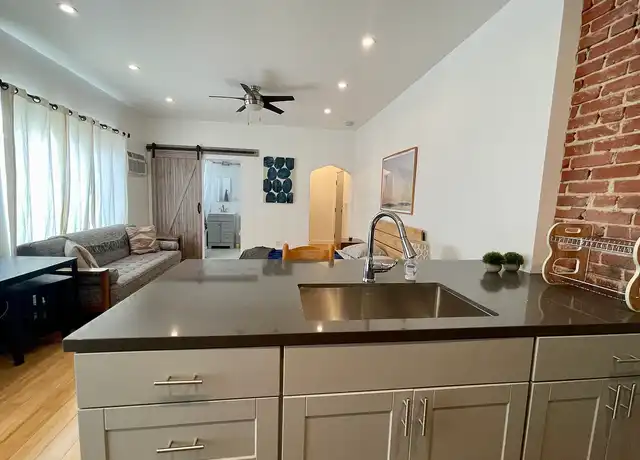 Property at 823 N Gower St, Los Angeles, CA, 90038, 0-1 beds, 1 bath, [object Object]