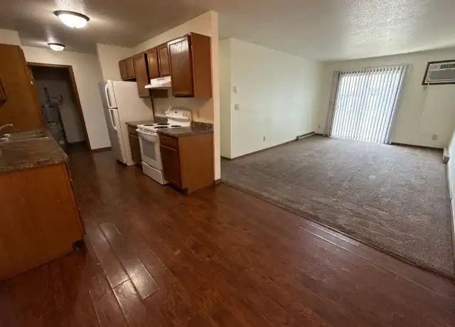 Property at 925 Page Dr Unit 205, Fargo, ND, 58103, 3 beds, 1 bath, [object Object]