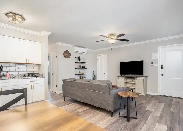 Photo of 3601 Pleasant Ave, Norfolk, VA 23518