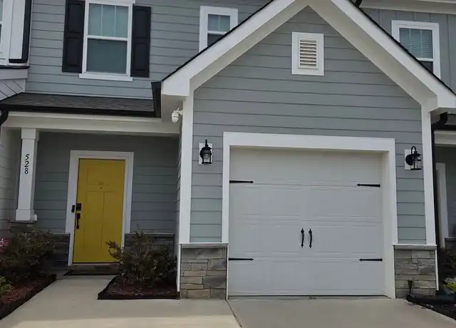 Property at 528 Station St, Clover, SC, 29710, 3 beds, 2.5 baths, [object Object]
