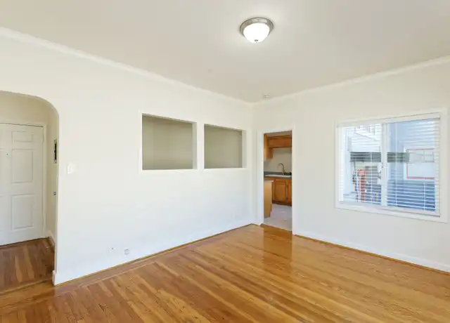 Property at 59 10th St Unit 01, Oakland, CA, 94607, 1 bed, 1 bath, [object Object]