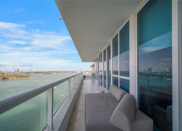 Property at 520 West Ave #2202, Miami Beach, FL, 33139, 2 beds, 3 baths, [object Object]
