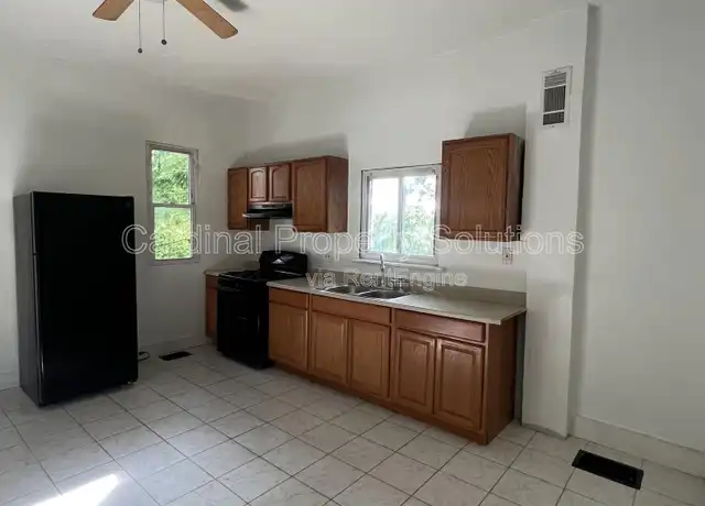 Property at 164 Forest Ave, Cincinnati, OH, 45220, 3 beds, 2 baths, [object Object]