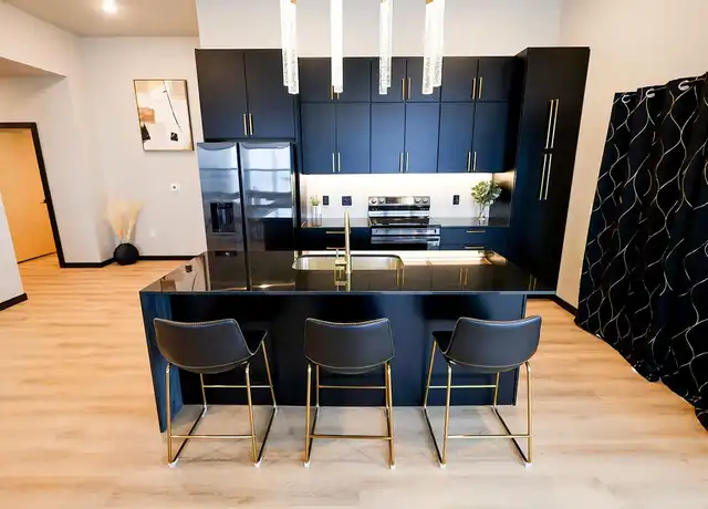 Property at Azure - 3340 Craig Rd, Eau Claire, WI, 54701, 1-2 bed, 1-2 bath, [object Object]
