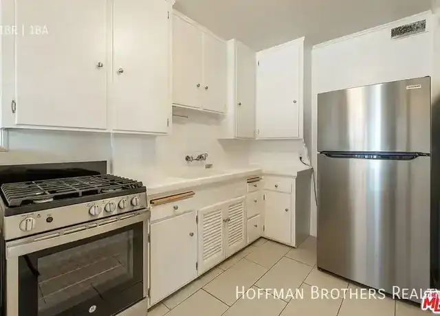 Property at 1646 N Sierra Bonita Ave Unit A, Los Angeles, CA, 90046, 1 bed, 1 bath, [object Object]