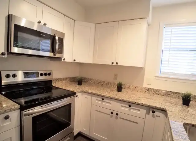 Property at 2905 Antique Oaks Cir #5, Winter Park, FL, 32792, 1 bed, 1 bath, [object Object]