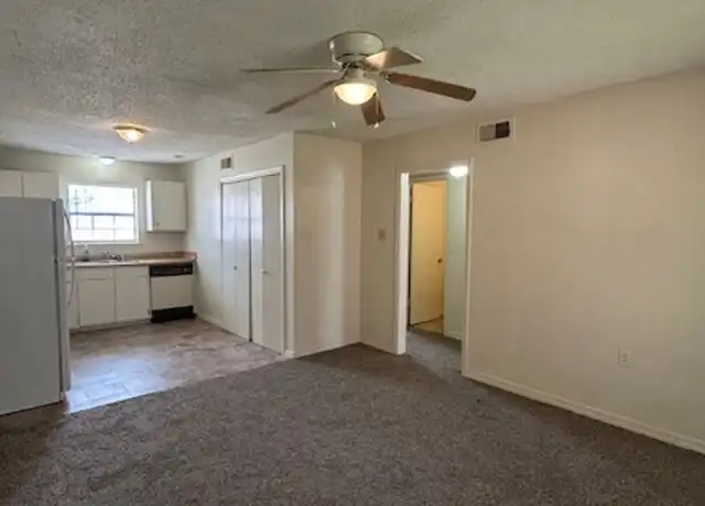 Property at 1506 Delplaza Dr Unit 1506B, Baton Rouge, LA, 70815, 2 beds, 1 bath, [object Object]