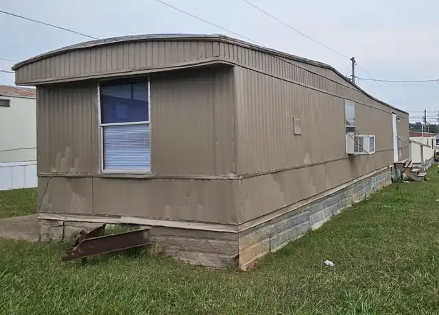 Property at 2871 N Charles Ave Lot 22, Clarksville, TN, 37042, 2 beds, 1 bath, [object Object]