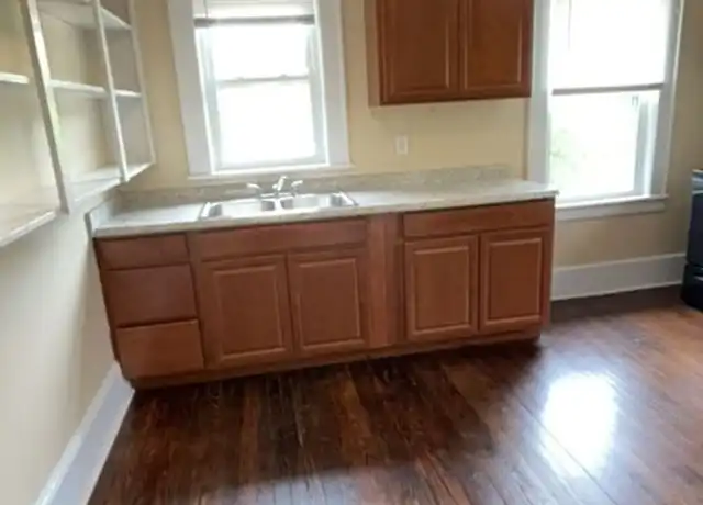 Property at 1334 Chapman Ave SW Unit 1, Roanoke, VA, 24016, 1 bed, 1 bath, [object Object]