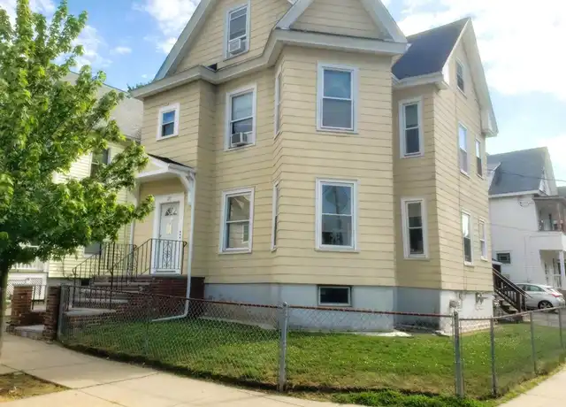 Property at 27 Medford St Unit 1, Medford, MA, 02155, 2 beds, 1 bath, [object Object]