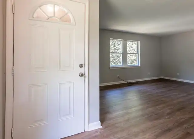 Property at 3960 Arbor Place Ln, Chattanooga, TN, 37416, 4 beds, 1.5 baths, [object Object]