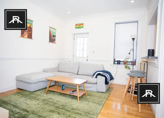 Property at 76 Quint Ave Unit 4, Allston, MA, 02134, 1 bed, 1 bath, [object Object]
