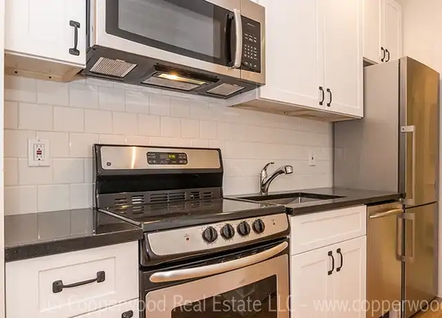 Property at 415 E 87th St Unit 3B, New York, NY, 10128, 0 beds, 1 bath, [object Object]