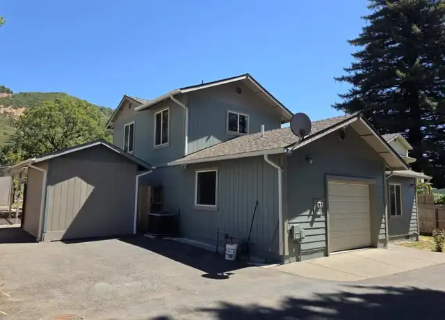 Property at 1020 NE Hefley St, Grants Pass, OR, 97526, 3 beds, 2 baths, [object Object]