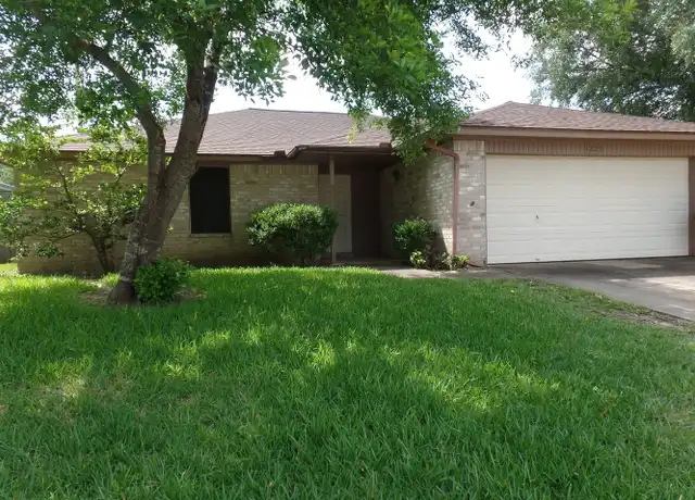 Property at 1225 Pennsylvania Ave, Victoria, TX, 77904, 3 beds, 2 baths, [object Object]