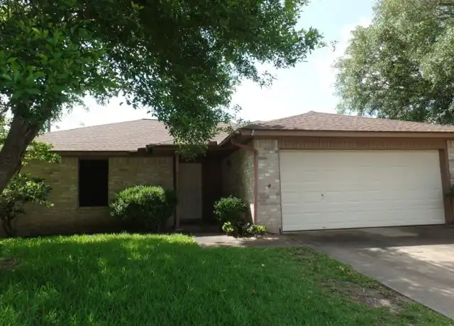 Property at 1225 Pennsylvania Ave, Victoria, TX, 77904, 3 beds, 2 baths, [object Object]