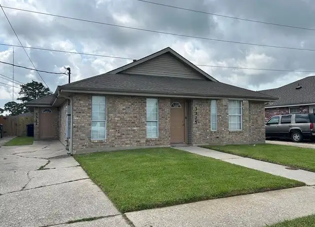 Property at 3327 Jupiter Dr, Chalmette, LA, 70043, 2 beds, 1.5 baths, [object Object]