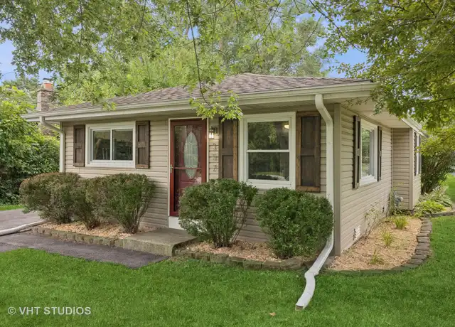 Property at 357 Council Trl, Lake in the Hills, IL, 60156, 3 beds, 2 baths, [object Object]