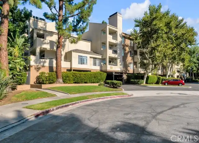 Property at 5500 Owensmouth Ave #128, Woodland Hills, CA, 91367, 2 beds, 2 baths, [object Object]