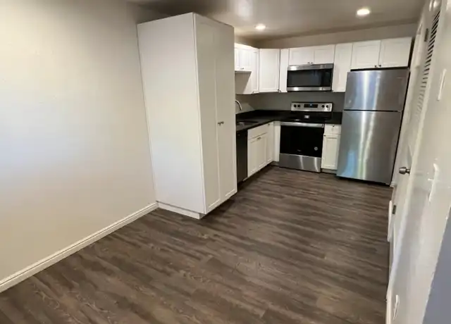 Property at 394 E 2700 S, South Salt Lake, UT, 84115, 2 beds, 1 bath, [object Object]