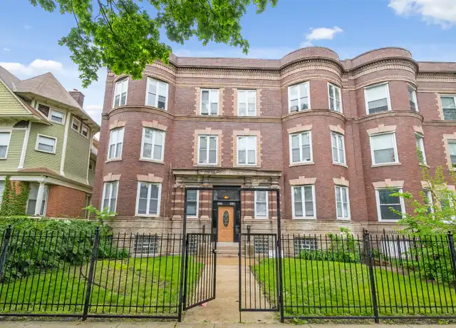 Property at 6631 S Woodlawn Ave Unit 6631-1N, Chicago, IL, 60637, 3 beds, 2 baths, [object Object]