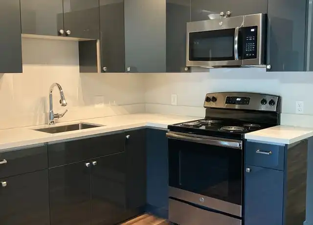 Property at 1713 Dexter Ave N Unit 100, Seattle, WA, 98109, 1 bed, 1 bath, [object Object]