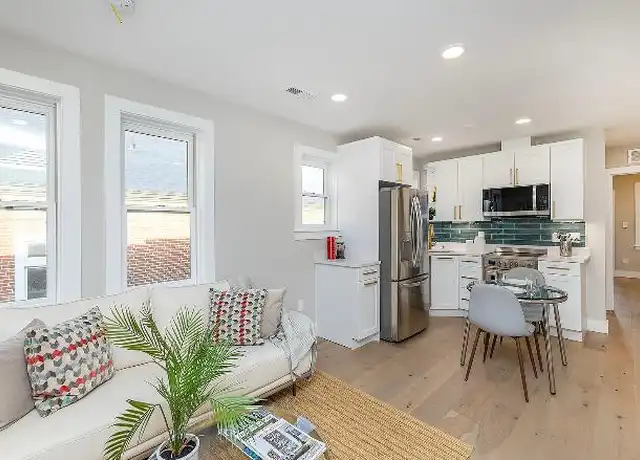 Property at 125 S Braddock St, Winchester, VA, 22601, 2 beds, 2 baths, [object Object]