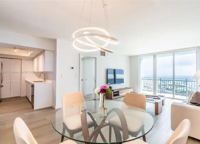 Property at 90 Alton Rd #2807, Miami Beach, FL, 33139, 1 bed, 1 bath, [object Object]