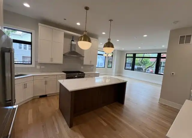 Property at 1757 W Le Moyne St, Chicago, IL, 60622, 3 beds, 2 baths, [object Object]